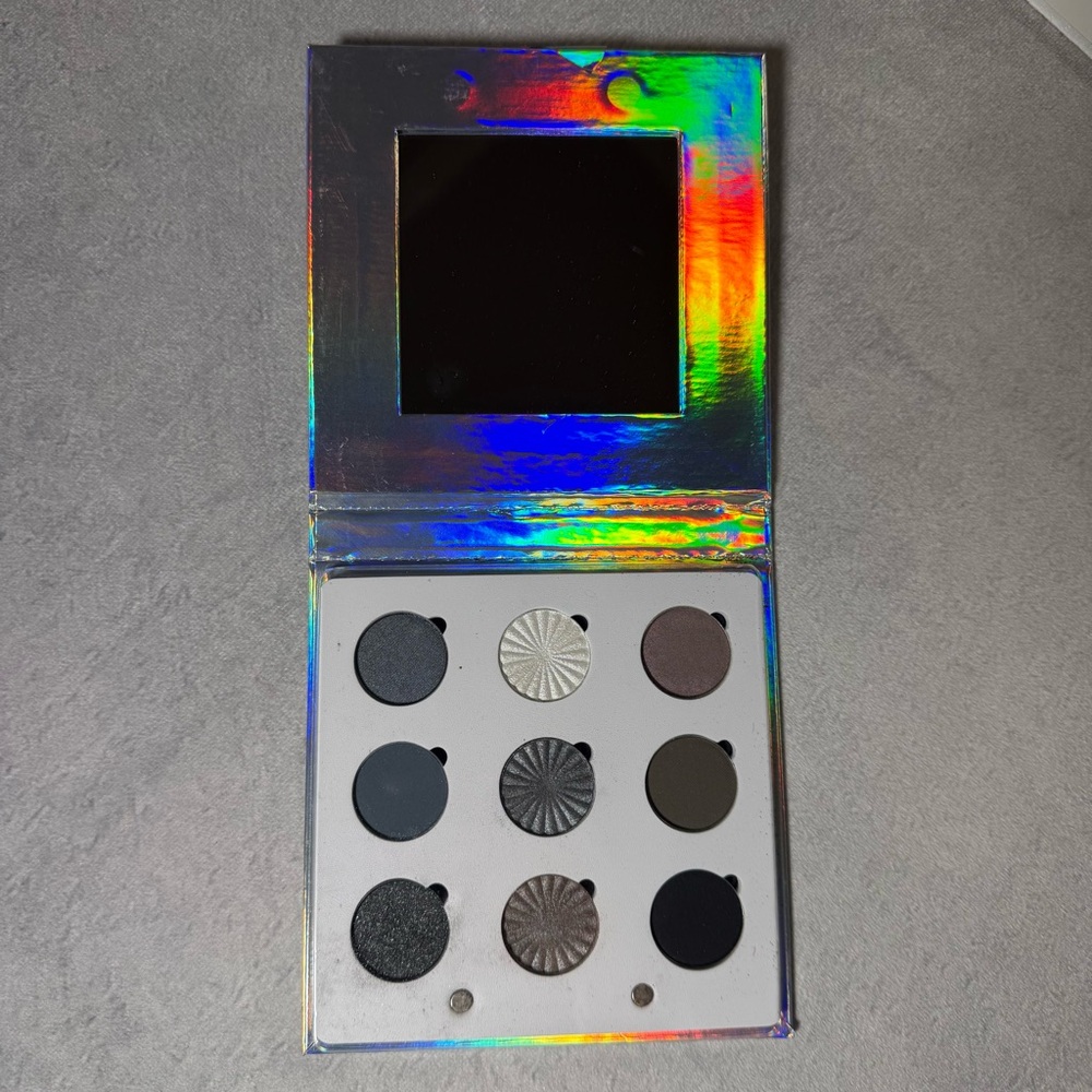 OFRA Cosmetics Black Friday Eyeshadow Palette